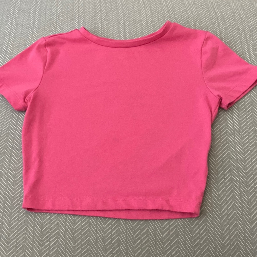 bright pink wild fable crop top! size xs